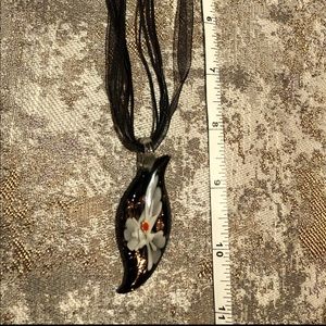 String necklace with pendant